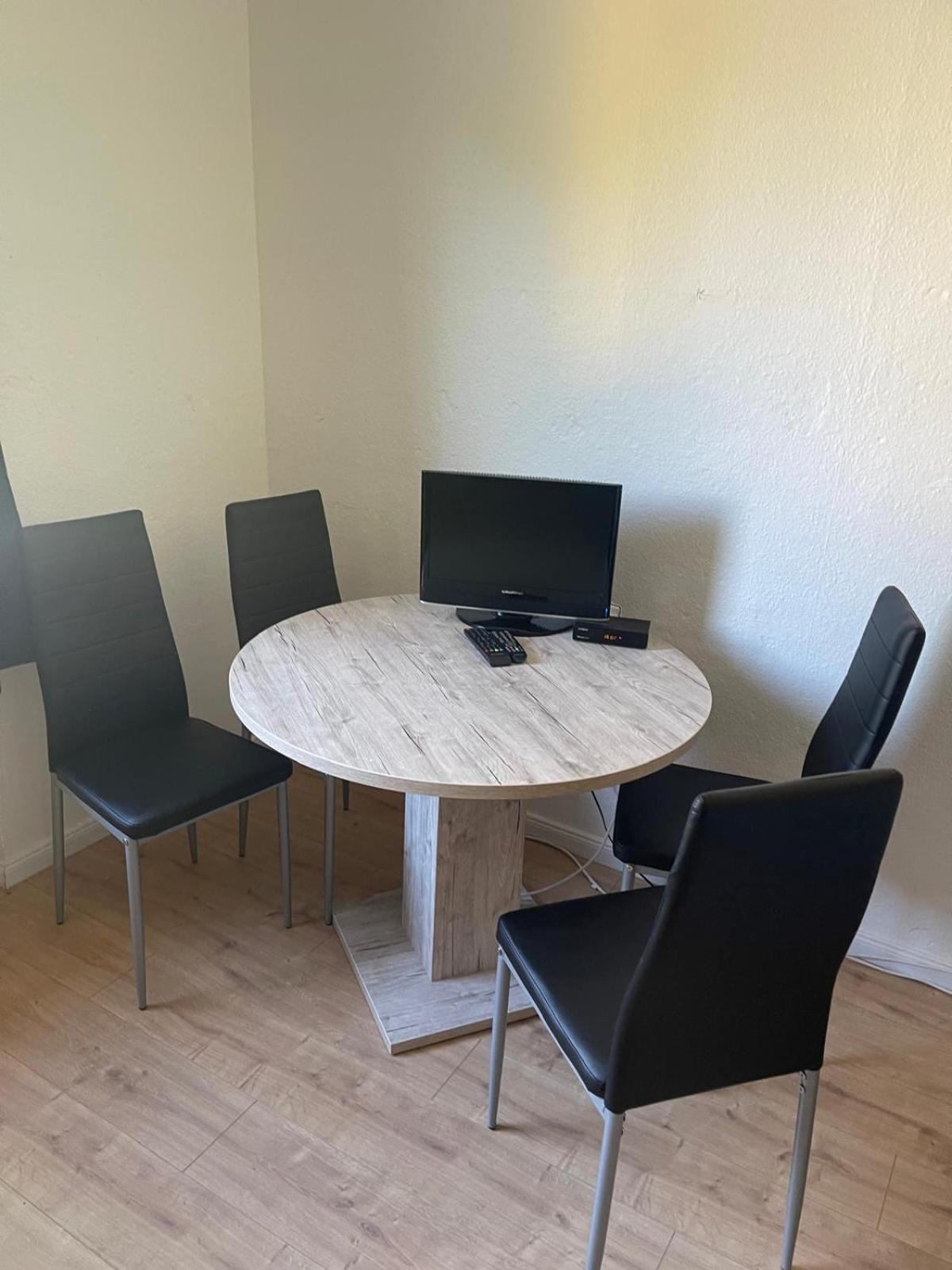 Appartement Apartmenthaus Am Rennplatz *
